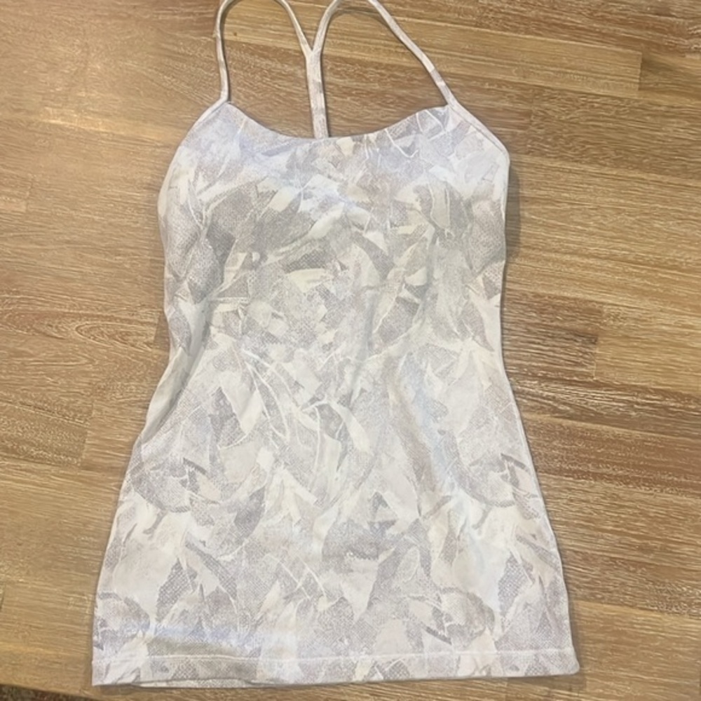 LULULEMON tank with built in bra